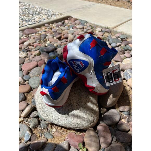 Fila Grant Hill THE 95 /Pistons PE/Blue/Red/White size 9.5 Basketball Shoes NIB main image 5